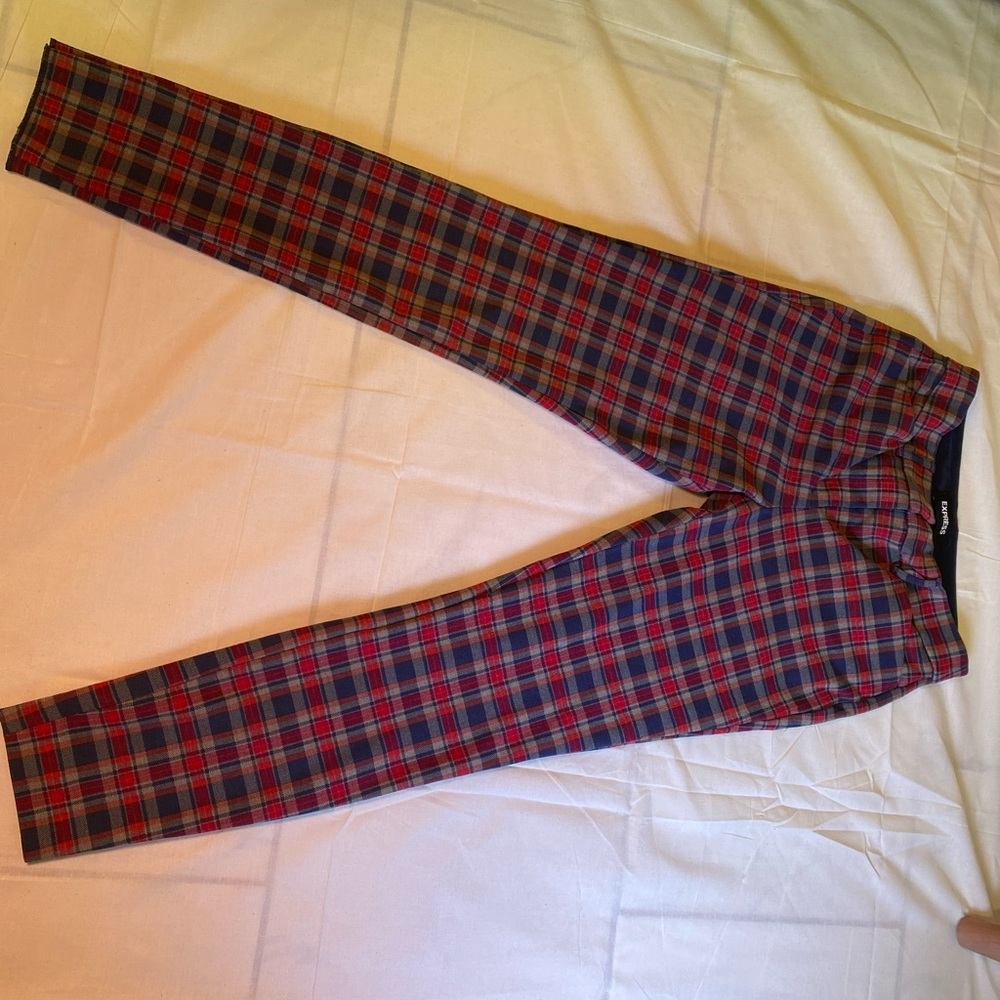 Express Red and Blue Plaid women pants used in good condition